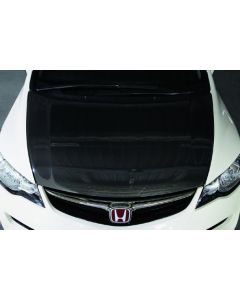 LIGHTWEIGHT CARBON BONNET